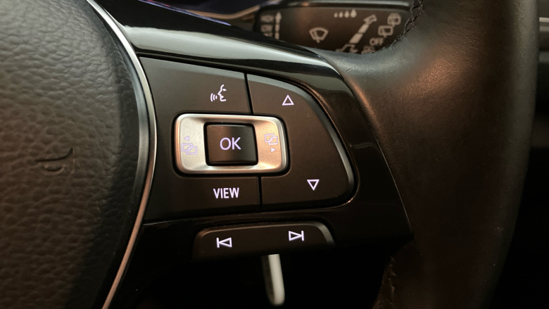 Volkswagen T-Roc 1.5 TSI EVO SE 5dr Petrol Hatchback